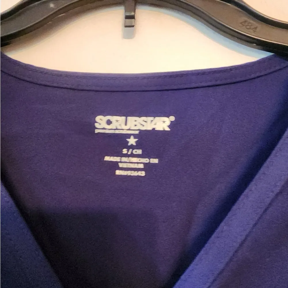 Scrubstar purple scrub top size small - Image 3