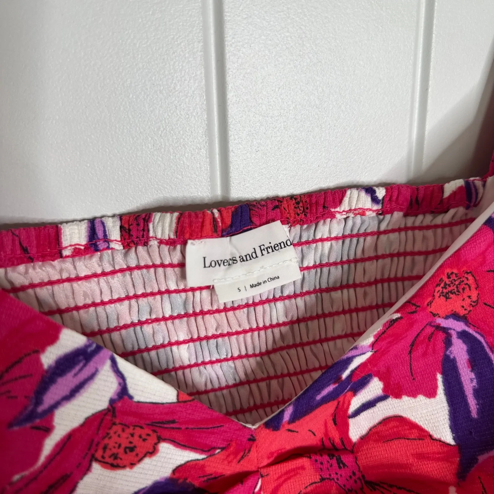 Lovers Friends Revolve‎ Brady pink smocked floral crop top size small feminine - Image 3