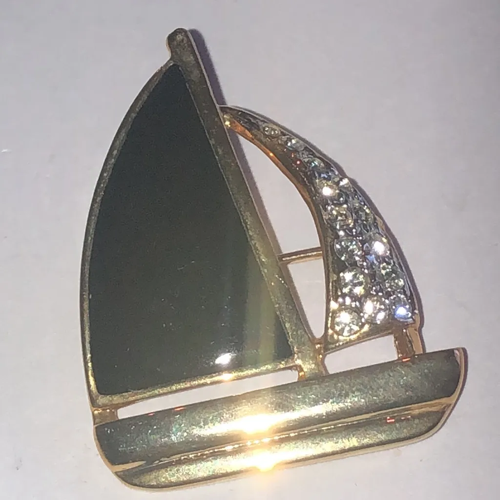 Vintage Gold Tone and Black Enamel CZ Rhinestone Retro Boho Sailboat Brooch - Image 2