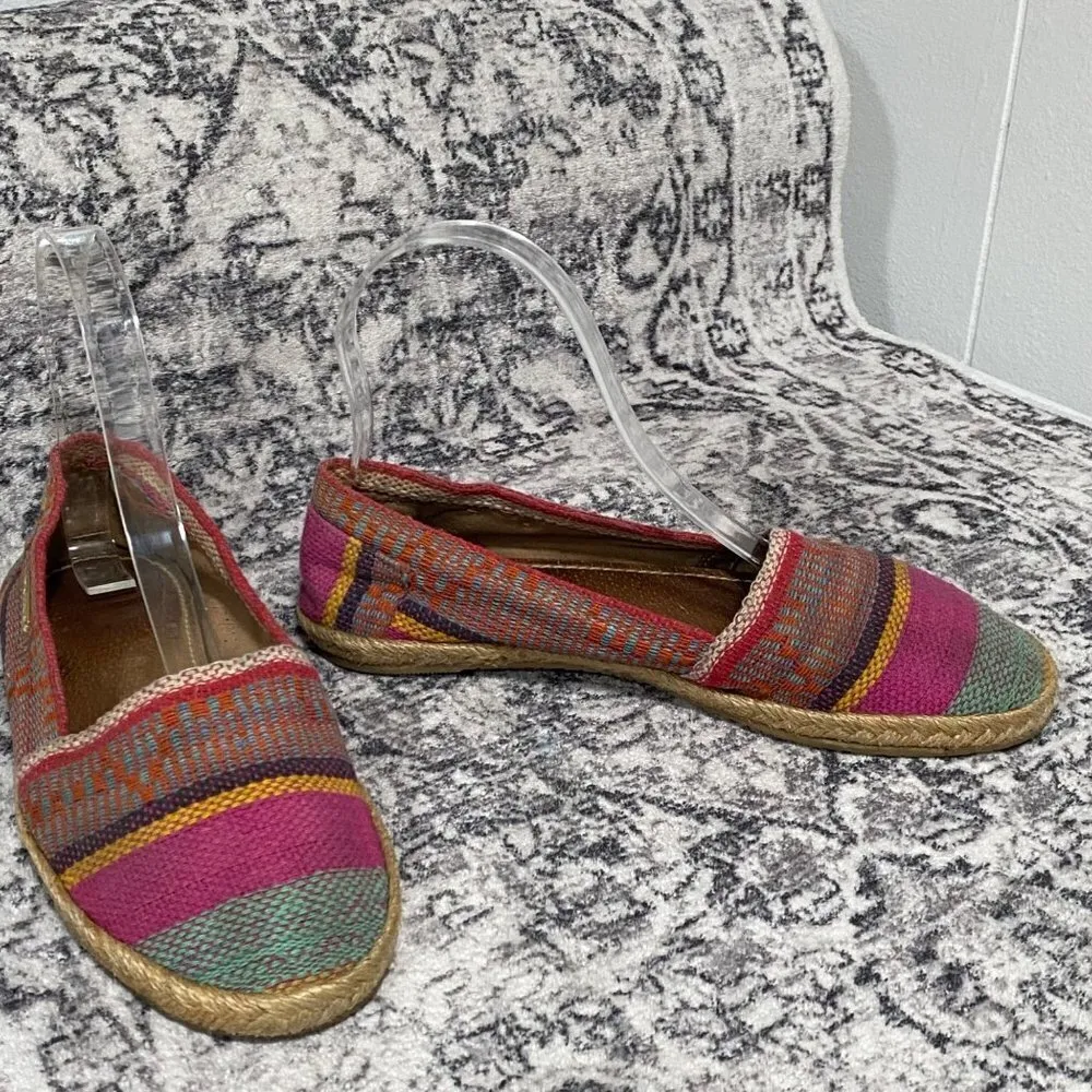 Kaanas Striped Espadrille Flats Size 36 - Image 4