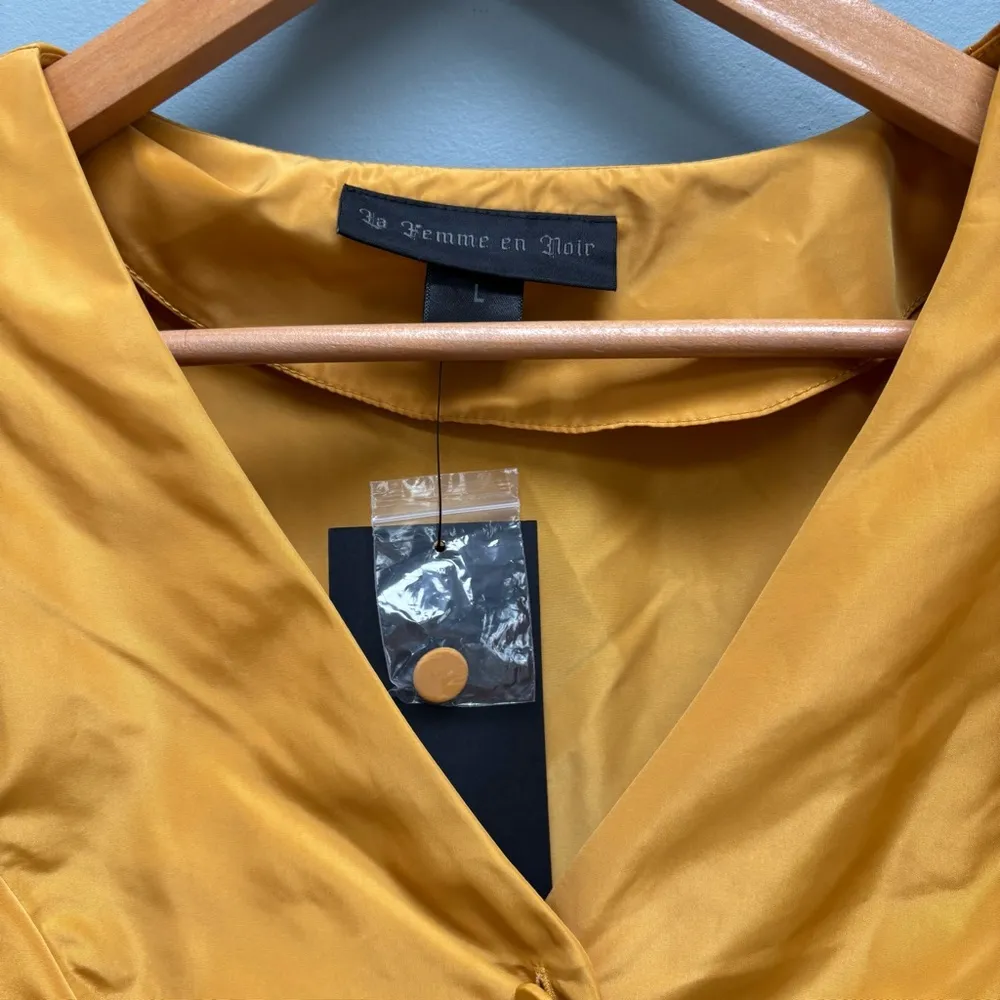 La Femme En Noir Taffeta Edwardian Blouse in Marigold L Yellow Size L - Image 6