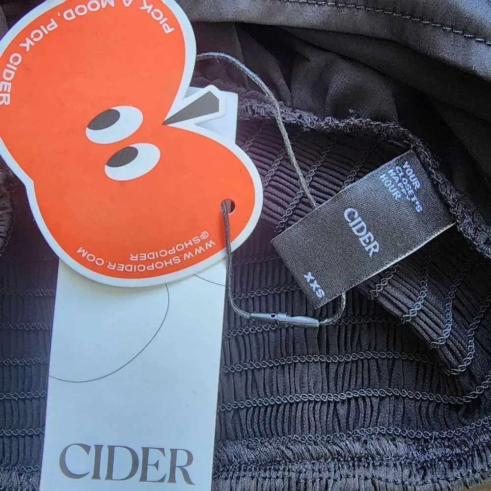 NWT Cider Black Satin Knotted Strap Square Neck Tank Top (XXS) - Image 6