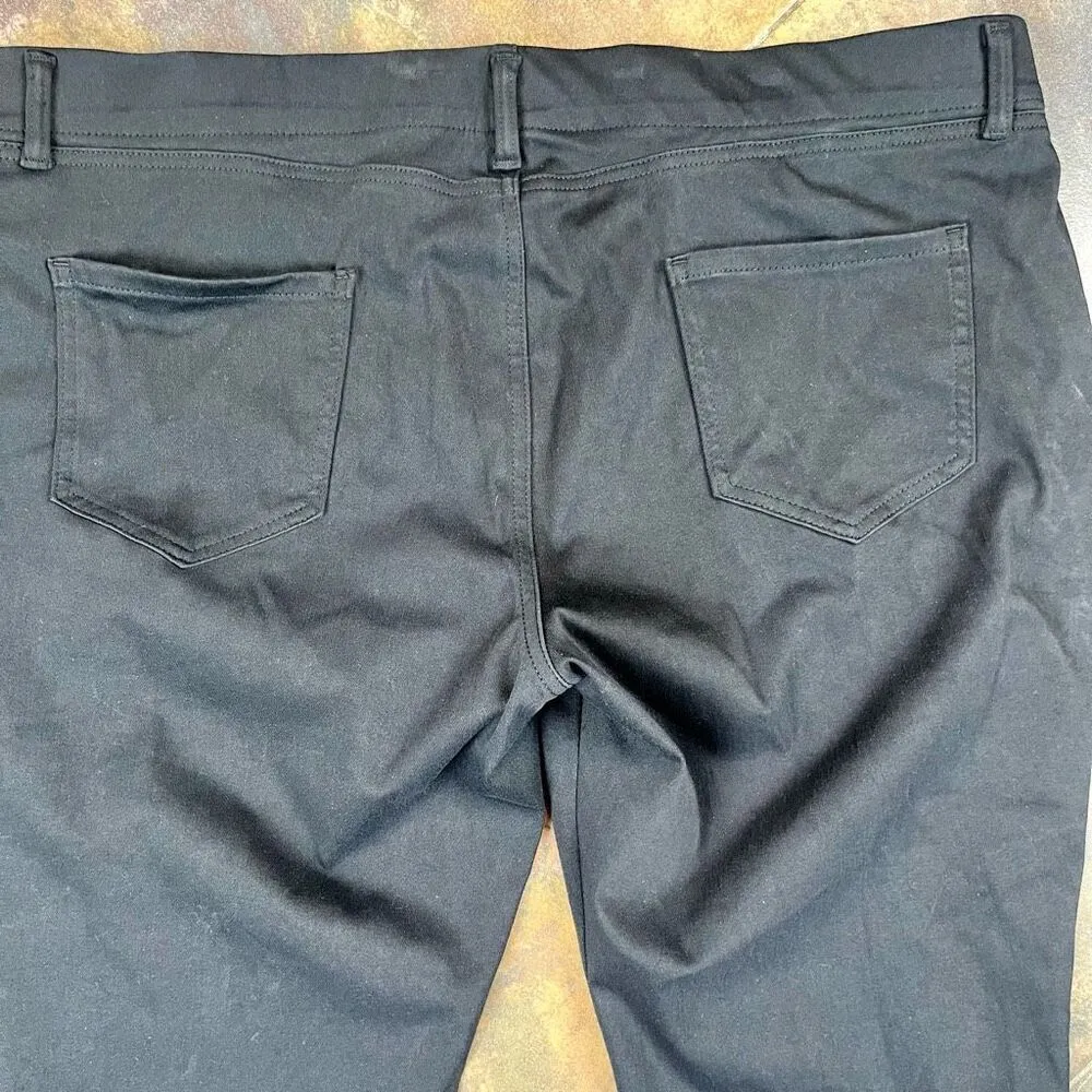 Amazon Essentials Short Women’s Pants XXL Black - Image 9