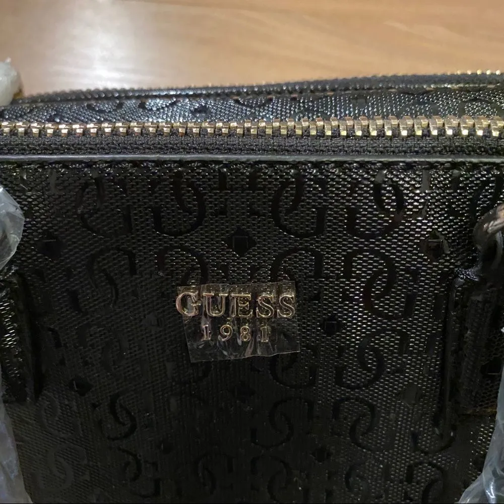 Black guess purse / handbag - Image 10
