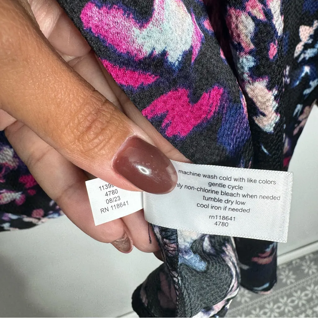 NWT Lane Bryant Satin‎ Ruched-Shoulder Blouse Size 26 - Image 9