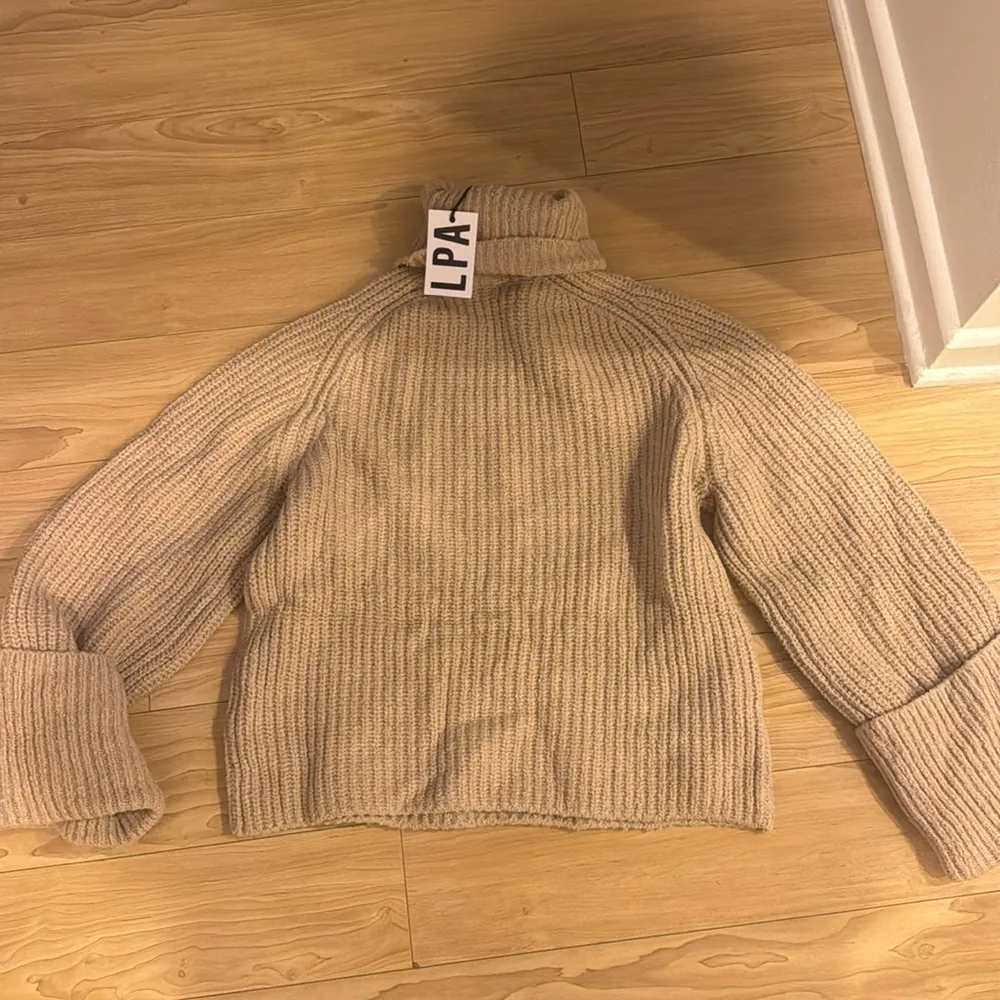 LPA TURTLENECK SWEATER - Image 2