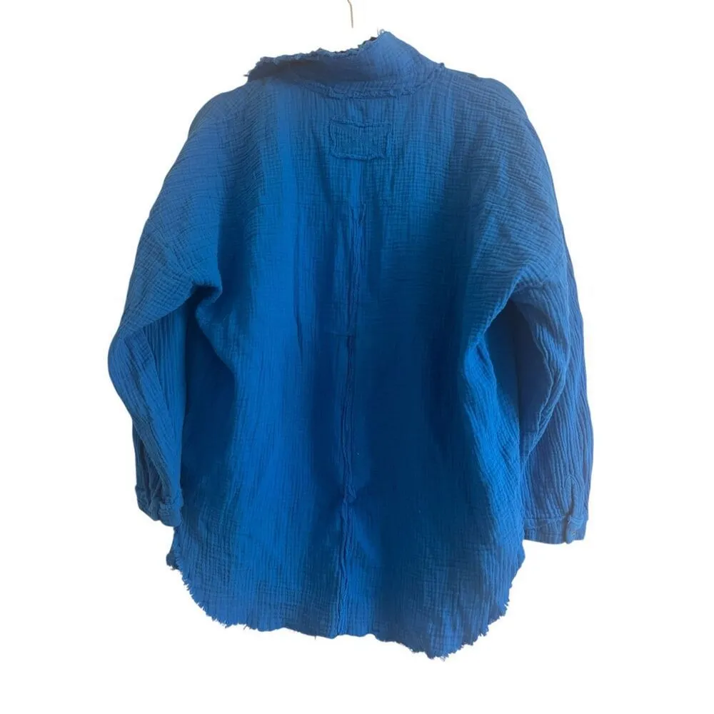 ✨ZENANA Blue Gauze Sz Large Top✨ - Image 4
