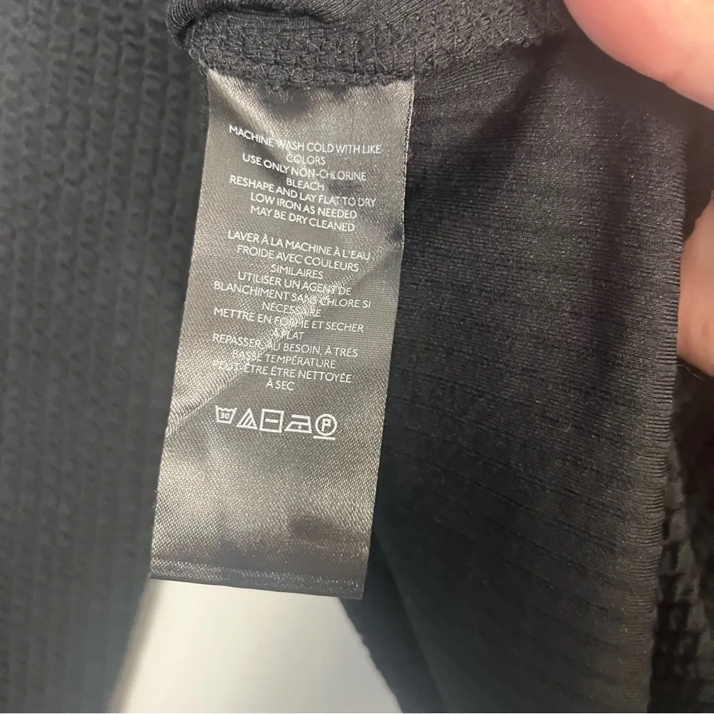 Maeve Anthropologie Textured Sweetheart Top black size small - Image 5