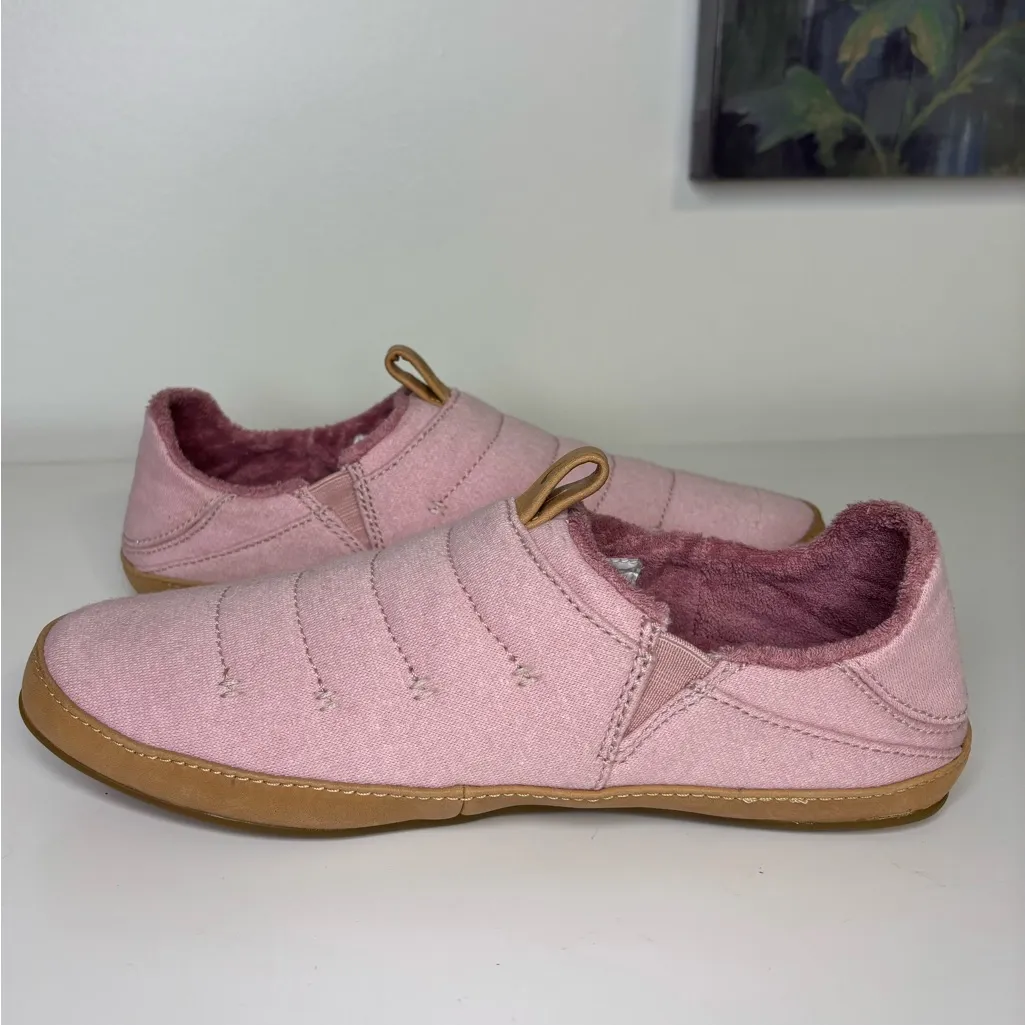 Olukai Lania sea Salt Pink women’s slipper with rubber bottom sole. Size 8 - Image 6