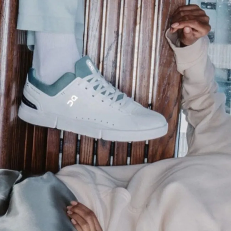 On Womens Running On Cloud The Roger Advantage Sneakers White‎ SZ 9.5M White - Image 3