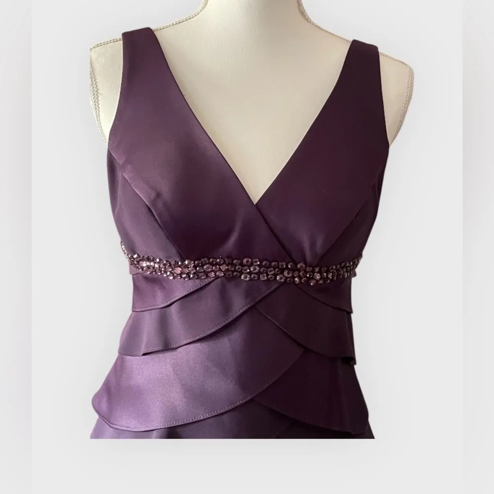 Women Alex Evenings Purple Sleeveless Layered Ruffle V-Neck With Beaded Waist - Image 4