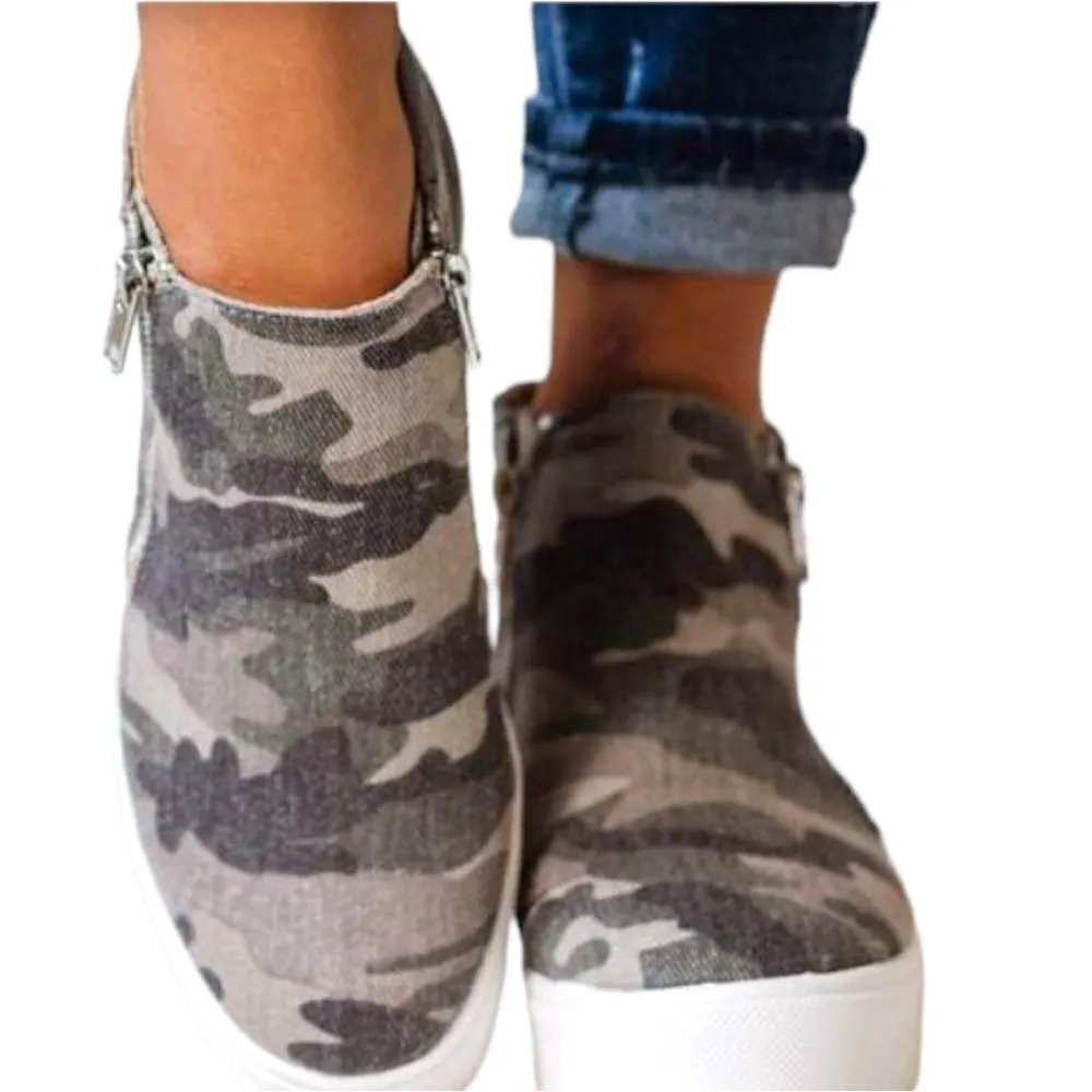 Soda brand camouflage design side zip sneakers. New! - Image 3