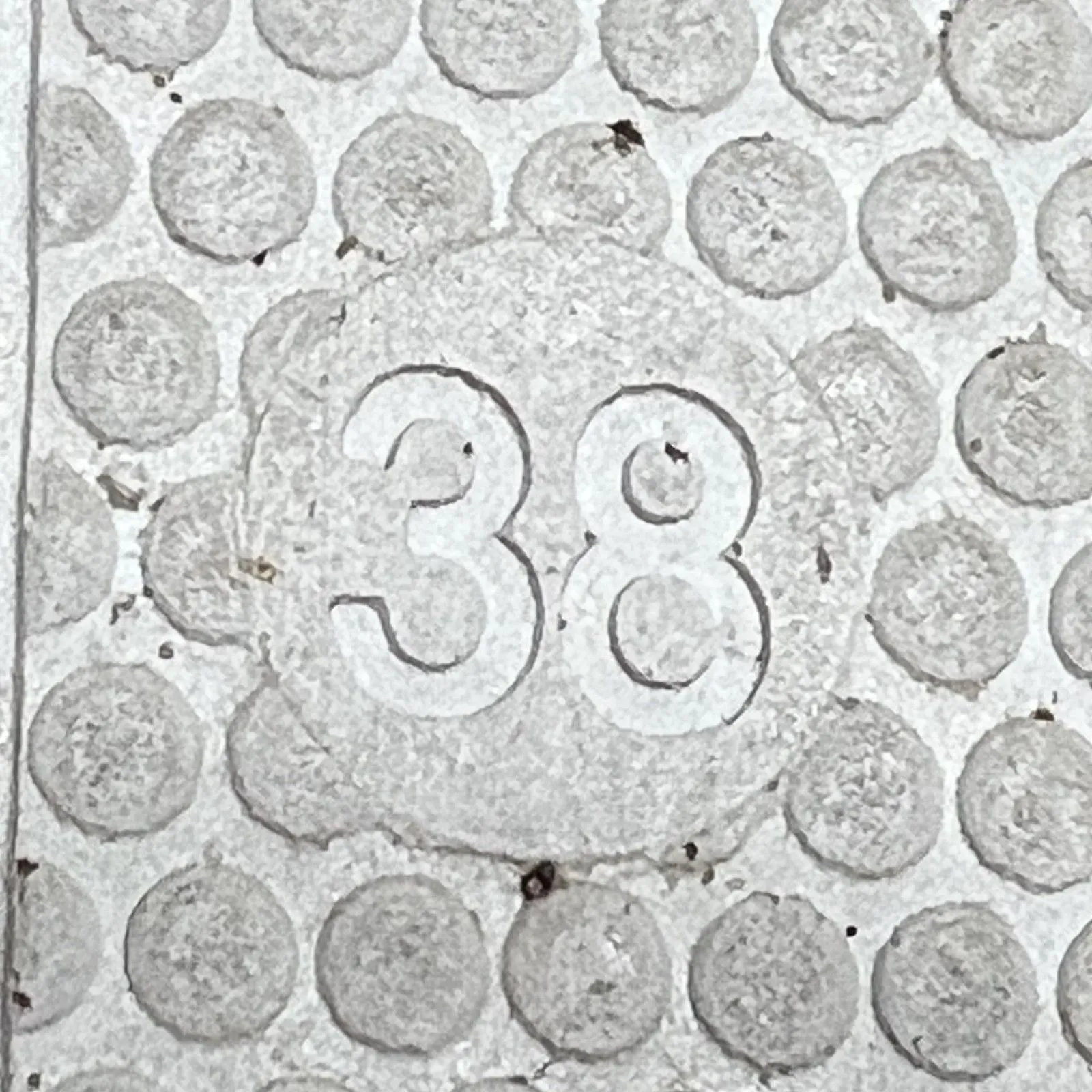 Inblu Shoes Womens Size US 7 Red Slide Sandals Chain Leather Footbed Slip On - Image 6