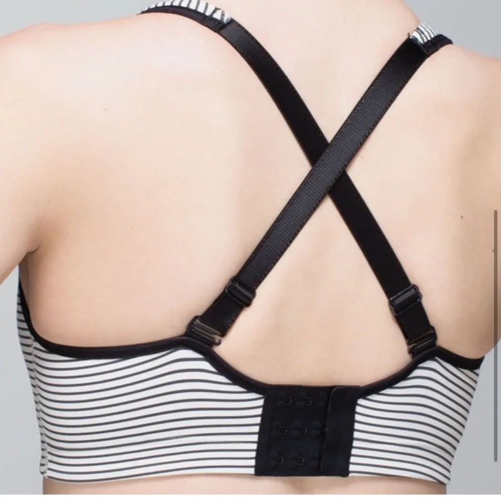 Lululemon Athletica Black and White Sports Bra Intimates - Image 2