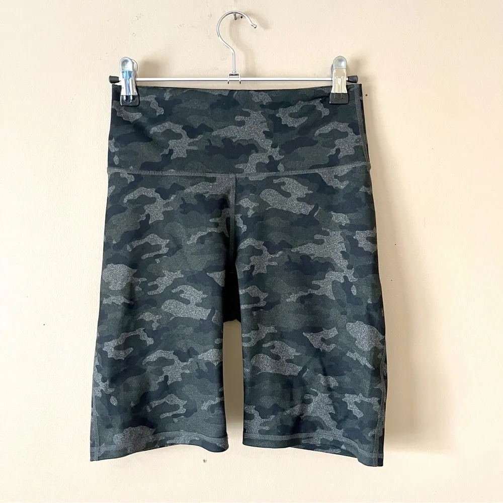 FABLETICS | Define PowerHold® Camo Print High-Waisted Bike Shorts Sz XS - Image 2