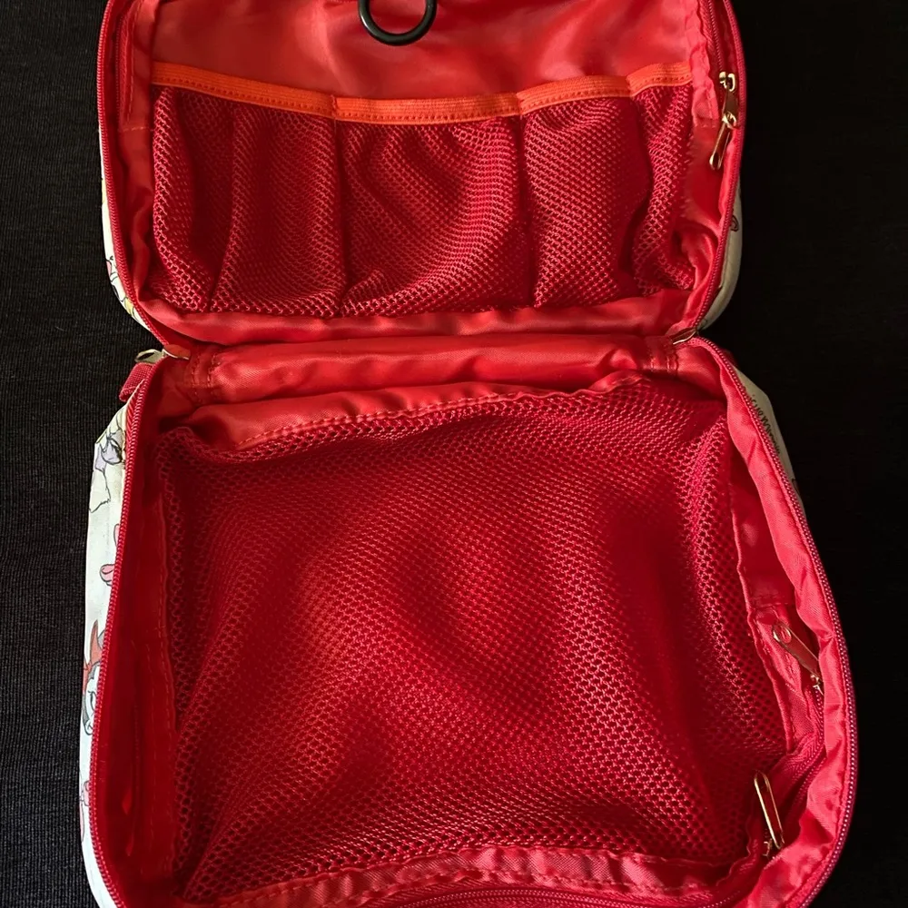New Daisy Duck & Minnie Mouse Cosmetic | Makeup Bag Red - Image 2