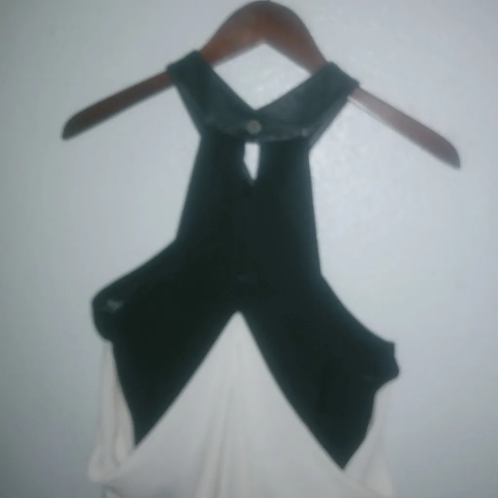 Yigal Azrouël NY 2 Silk Halter Tunic Top in Black White Evening - Image 6