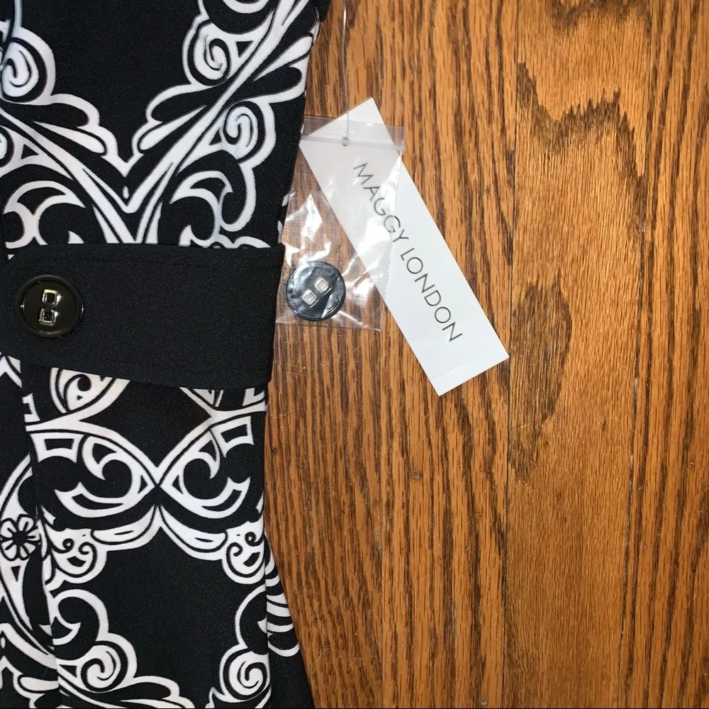 Maggy London Black & White Geometric Print Dress 8 - Image 6