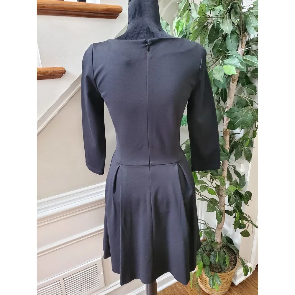 Banana Republic Women's Black Viscose Round Neck Long Sleeve Knee Length Dress 4 - Image 7