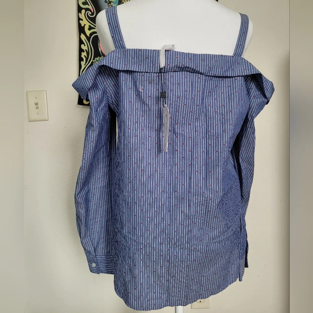 BCBGeneration Size M Blue Striped Off the Shoulder Top - Image 4