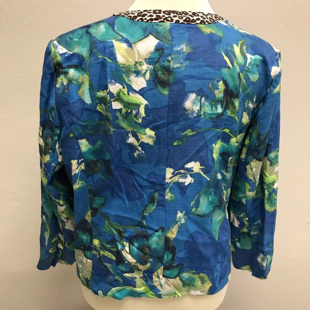 Chico’s Floral Blue Women's Jacket - Chico’s size 4 (XXL) NWT - Image 3