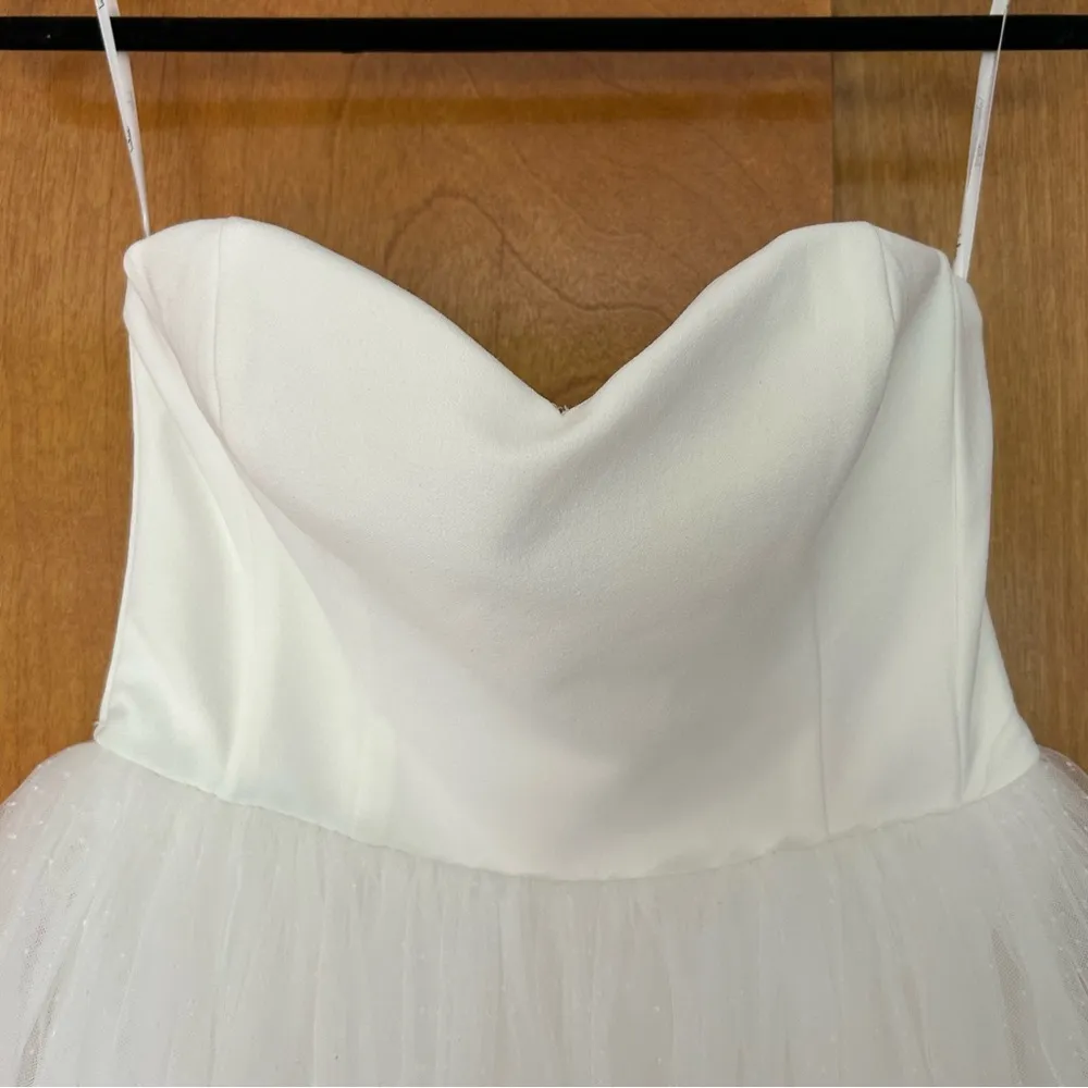 Instant Perfection White Swiss Dot Mesh Strapless Mini Dress Size Medium - Image 3