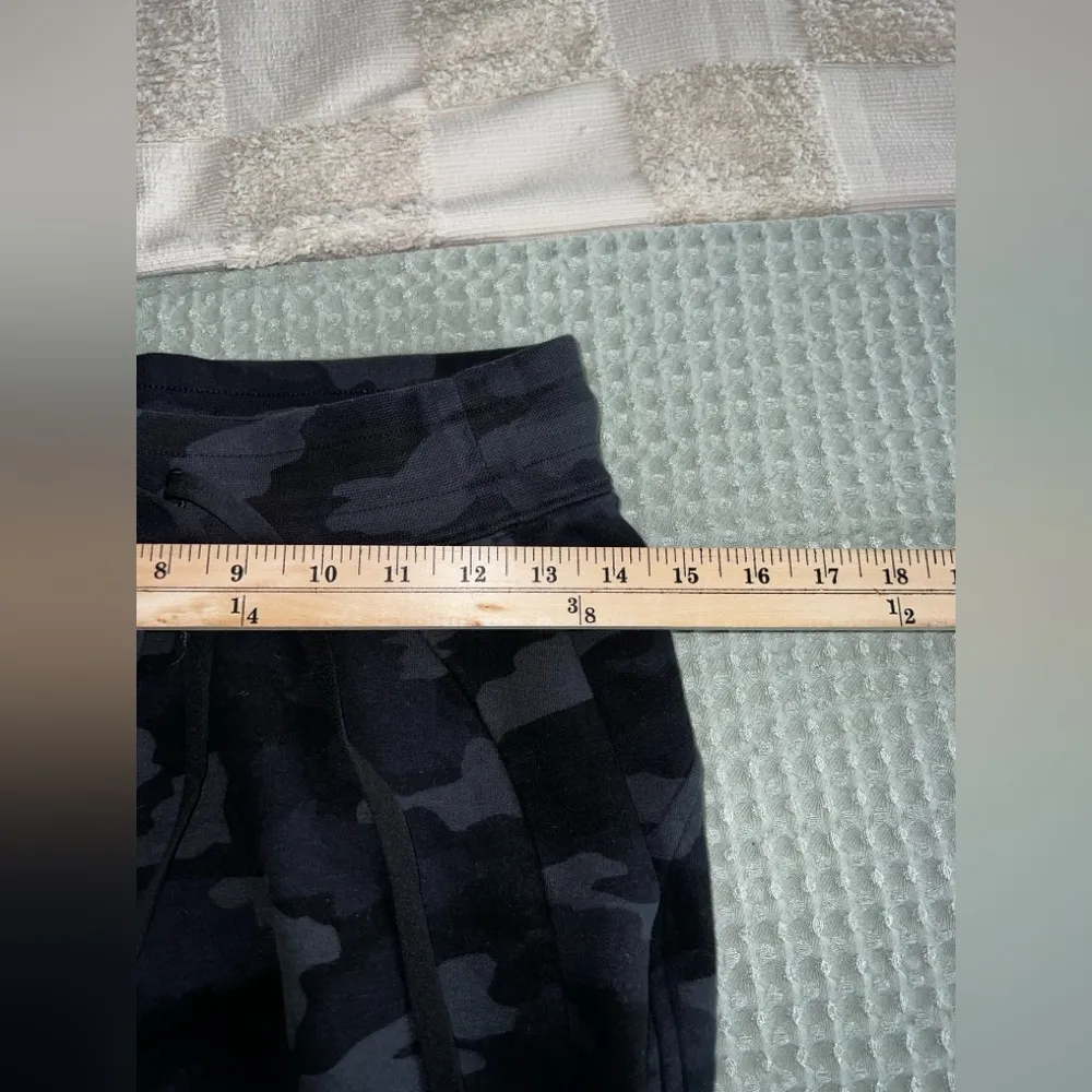 Lululemon Scuba High-Rise Jogger *Fleece Incognito Camo Multi Gray Size 4 - Image 3