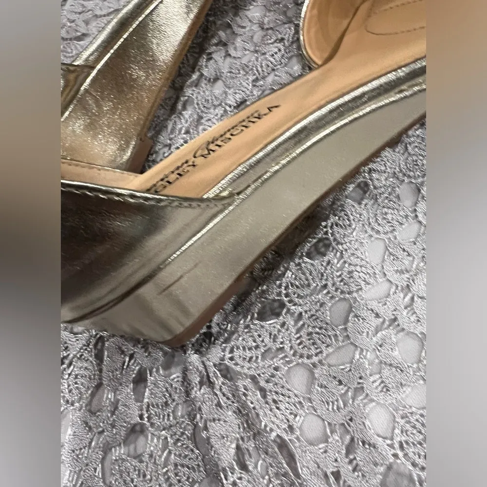 Badgley Mischka Jeweled Sandals Women’s Gold Size 7.5 Strappy Wedge Heel - Image 15