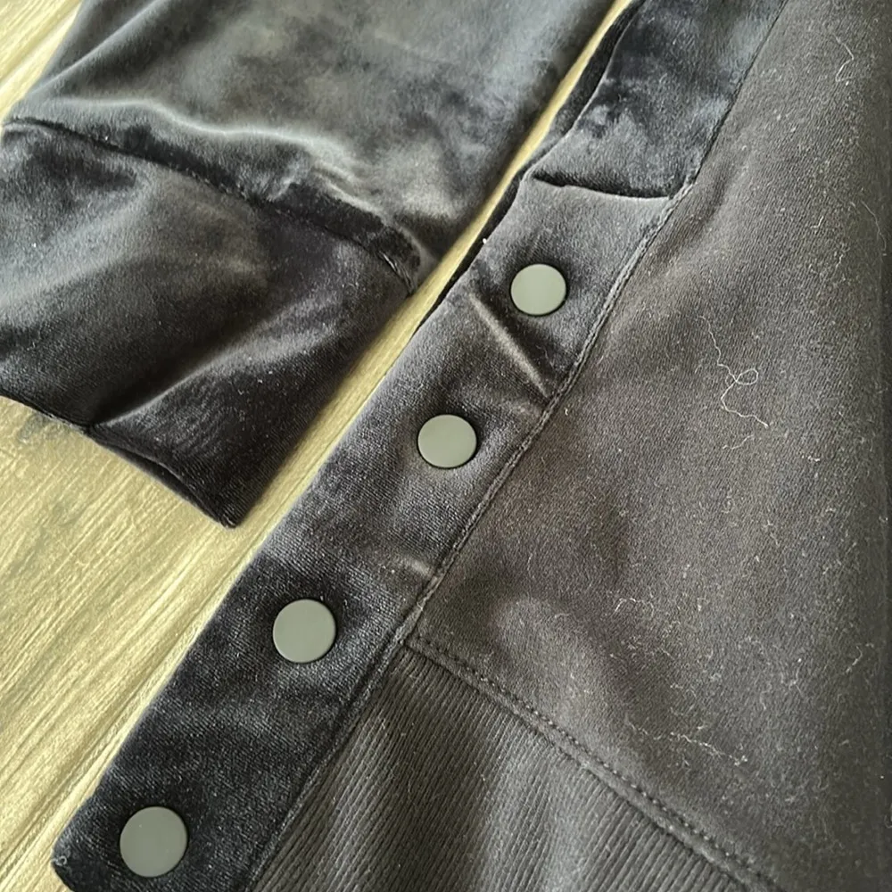 Athleta crew sweatshirt - Image 6