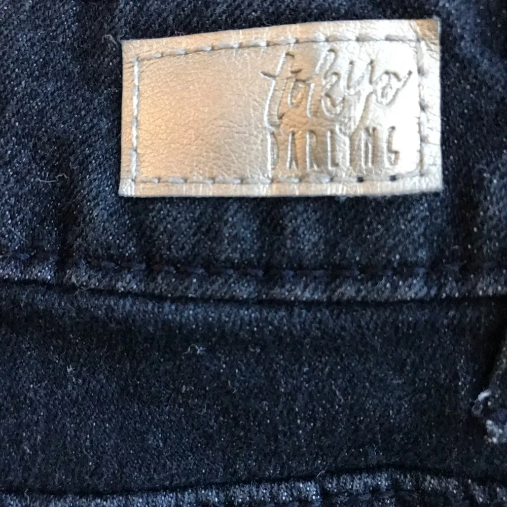 Tokyo Darling dark wash straight leg stretch Jeans size 12 - Image 5