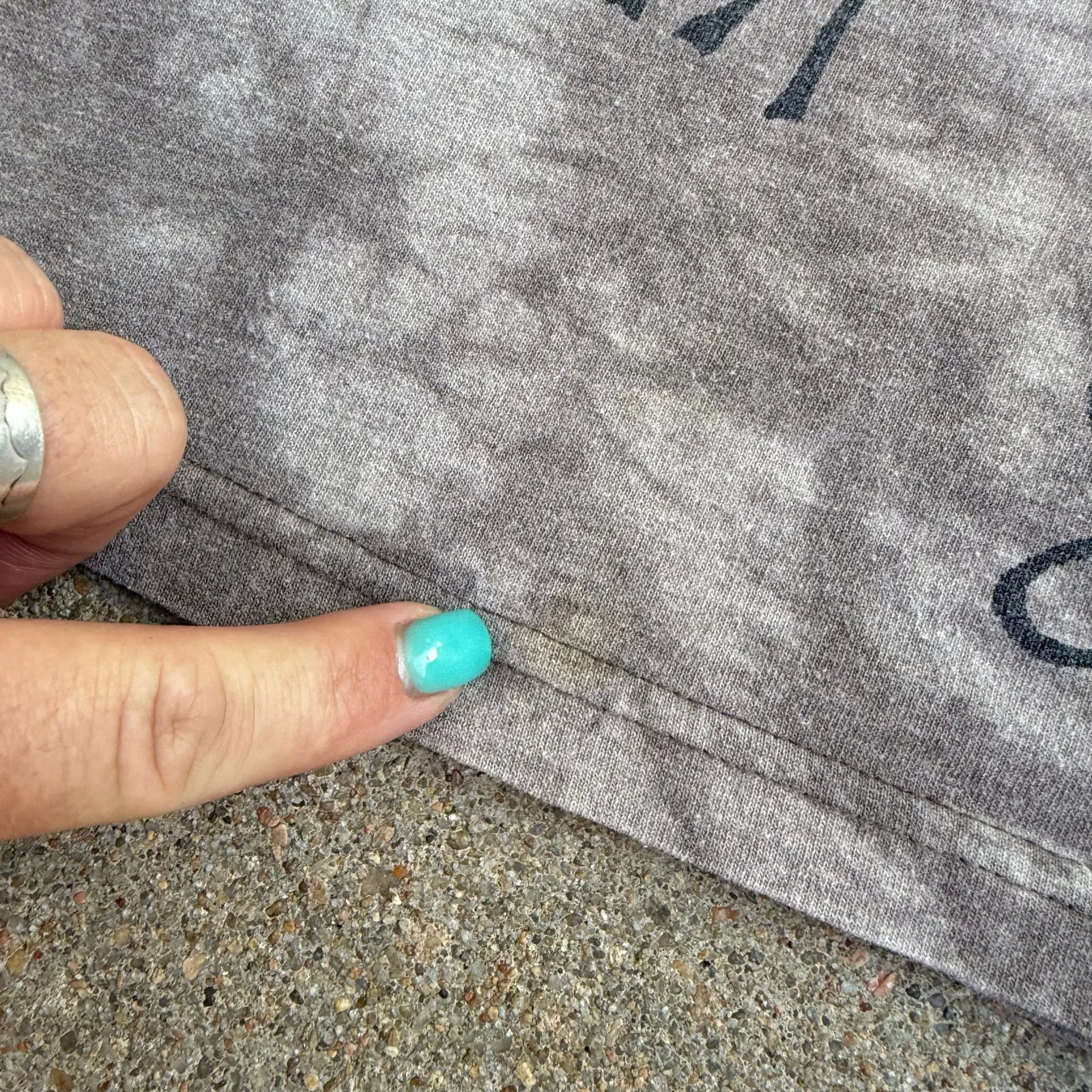 Vintage 90s Tribal Animal Art Giraffe Zoo Short Sleeve T - Image 3