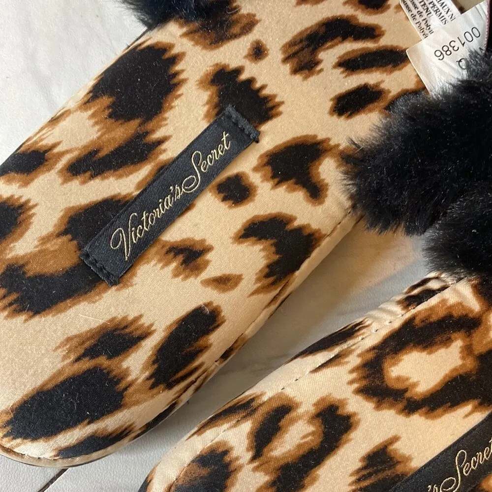 Victoria's Secret Leopard Fuzzy Slippers Size Medium - Image 6
