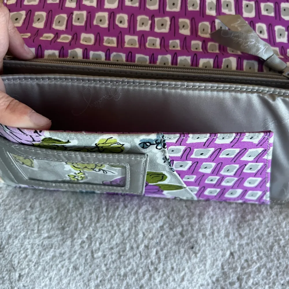 Vera Bradley Travel Wallet - Image 5