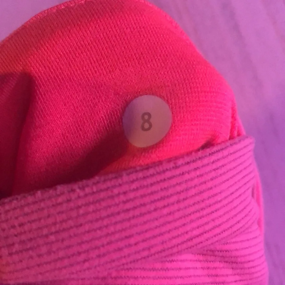 Lululemon Athletica hot pink Capri leggings size 8 workout leggings ankle pants‌ - Image 4