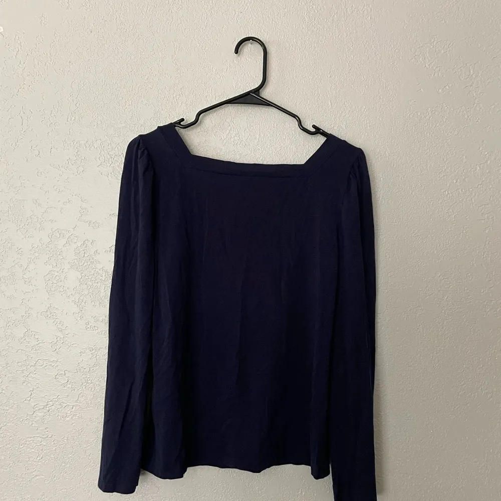 Gap navy blue long sleeve blouse - Image 3