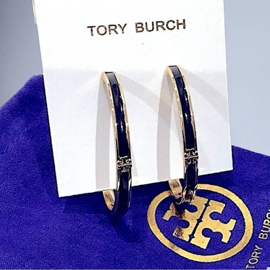 New Auth. Tory Burch Kira Gold and Black enamel hoop earrings on TB Earring Card - Image 12
