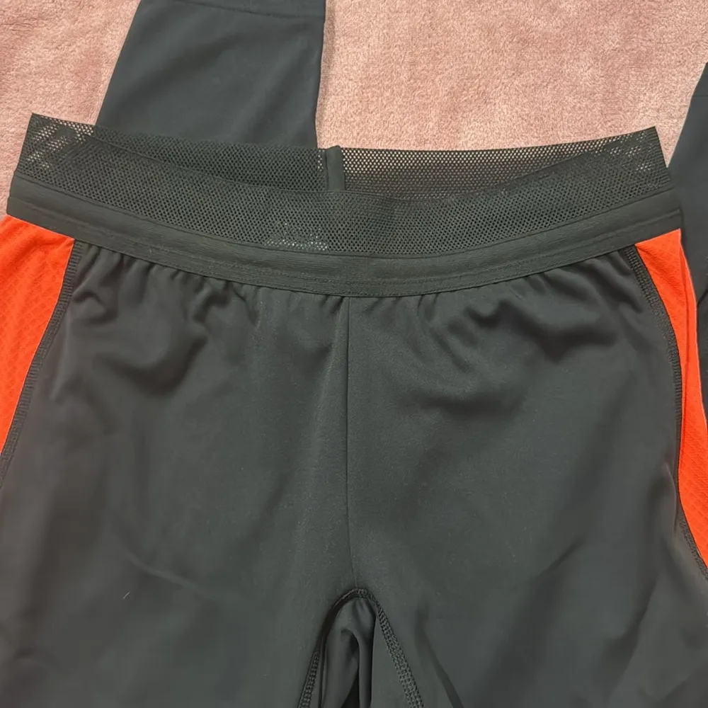 Adidas soccer pants - Image 8