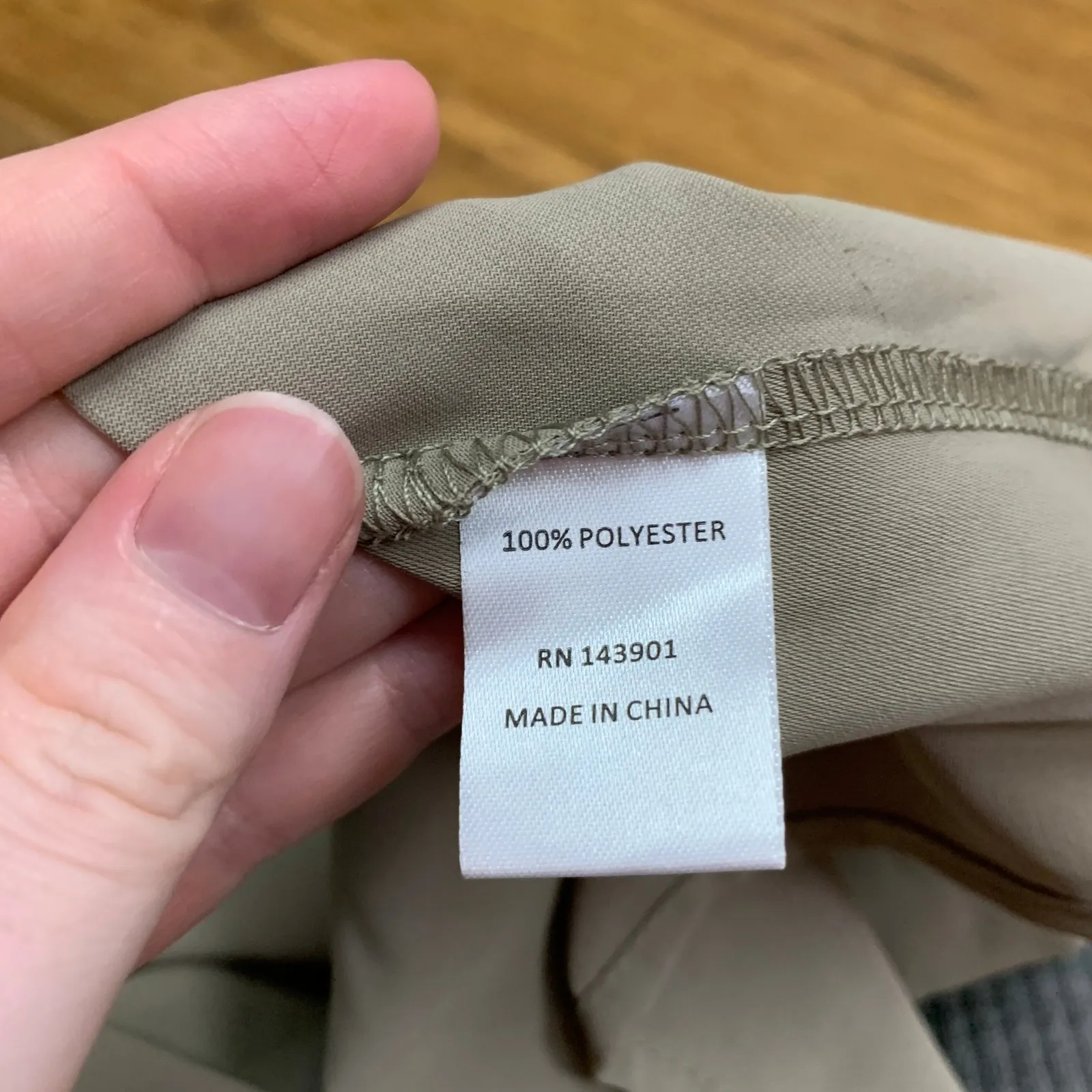 Coco + Carmen Womens Top Long Sleeve V Neck Studded Blouse Size Small/Medium NWT - Image 6