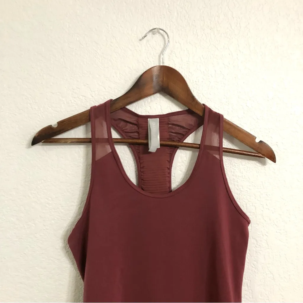 Athleta Womens Tank Top Burgundy Ruched Mesh Back Detail Size Small - Image 3