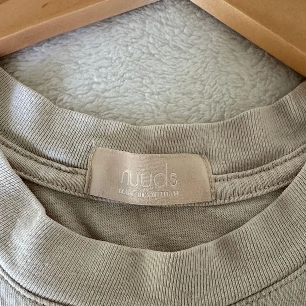 Nuuds Crop Top Tshirt Size M - Image 4