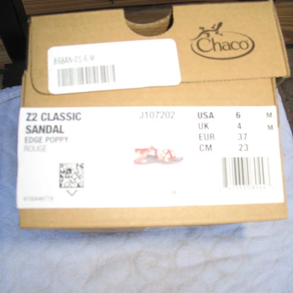 NWT Chaco Z2 Womens 6 Classic Sandals Orange Red - Image 9