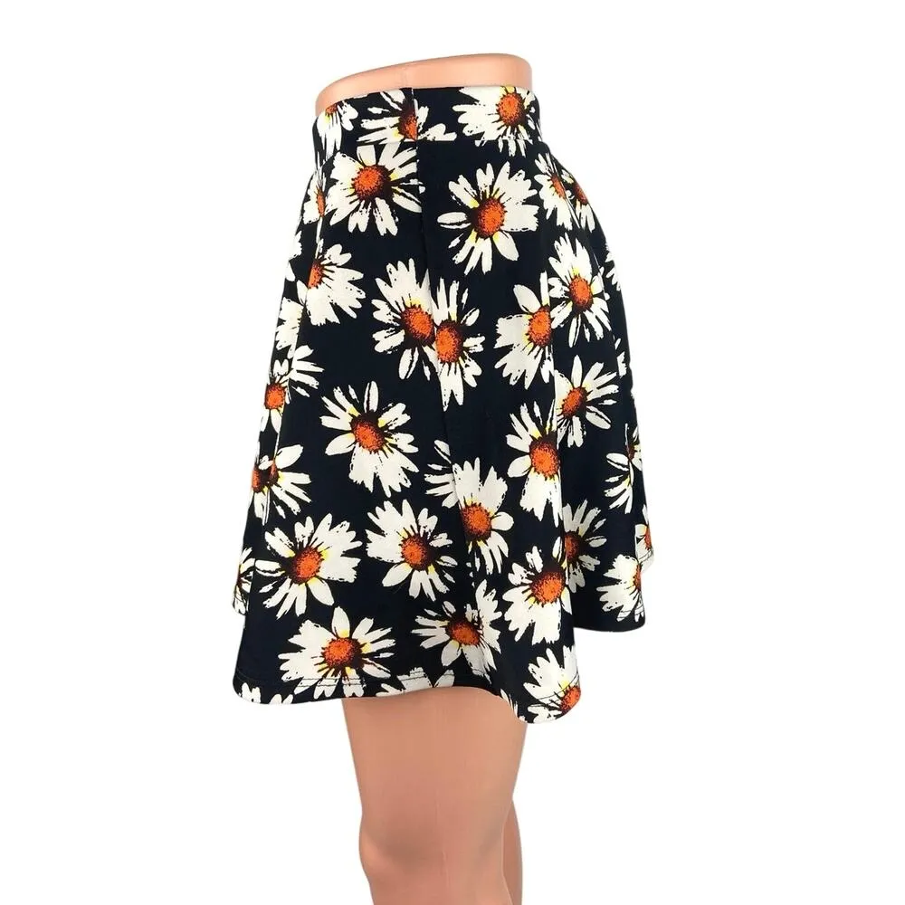 Sans Souci Black White Floral Daisy Pull On High Waist A Line Mini Skirt Size S - Image 2