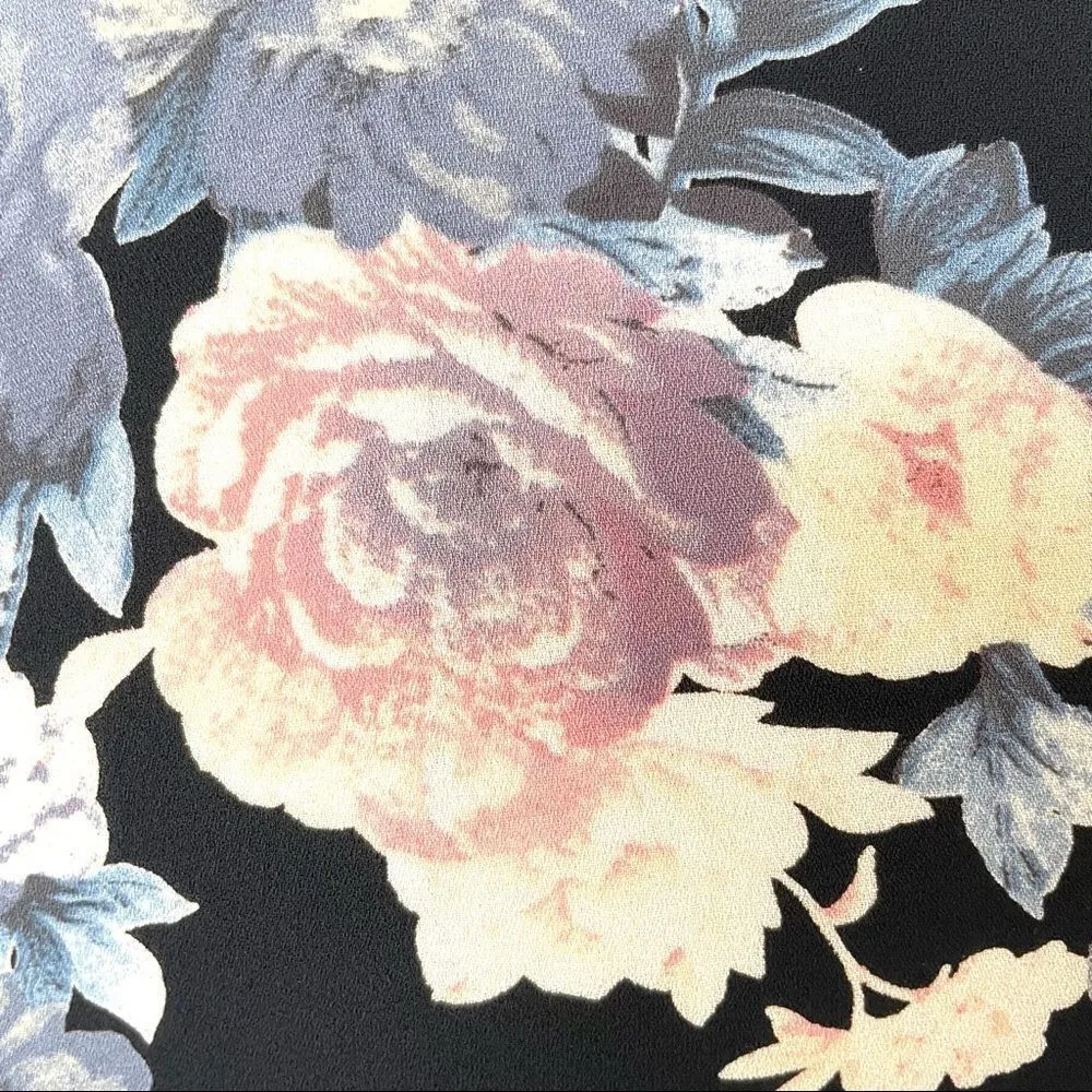 Kimichi Blue black floral tie front short sleeved top - Image 8