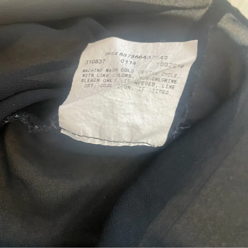 Iz Byer Sheer Back Top With Big Bow Size Large - Image 10