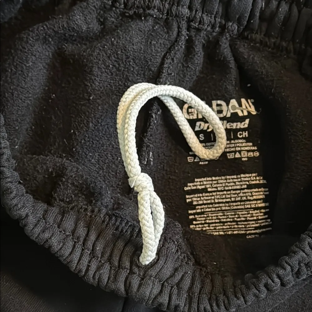 Field Hockey Black Gildan Sweatpants Size Small - Image 6