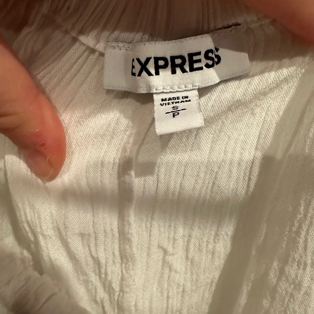 Express Women's Cream Ruffle Blouse - Image 2