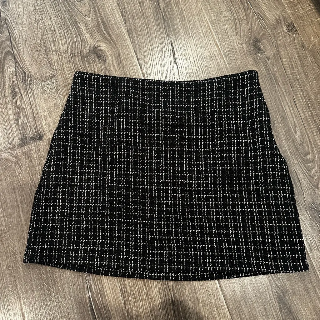 Grey Bandit Eve Tweed Skirt - Image 2