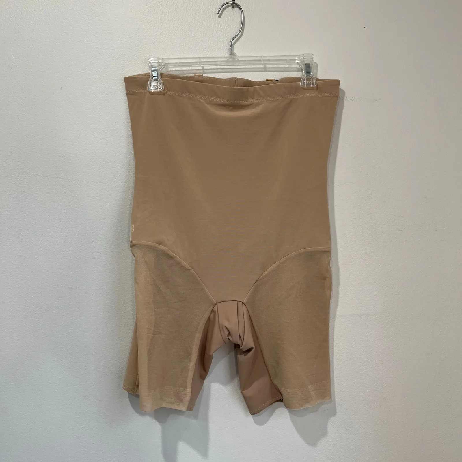 Honeylove SuperPower Shorts 1X Beige High Compression Sculpting Short No Straps - Image 2