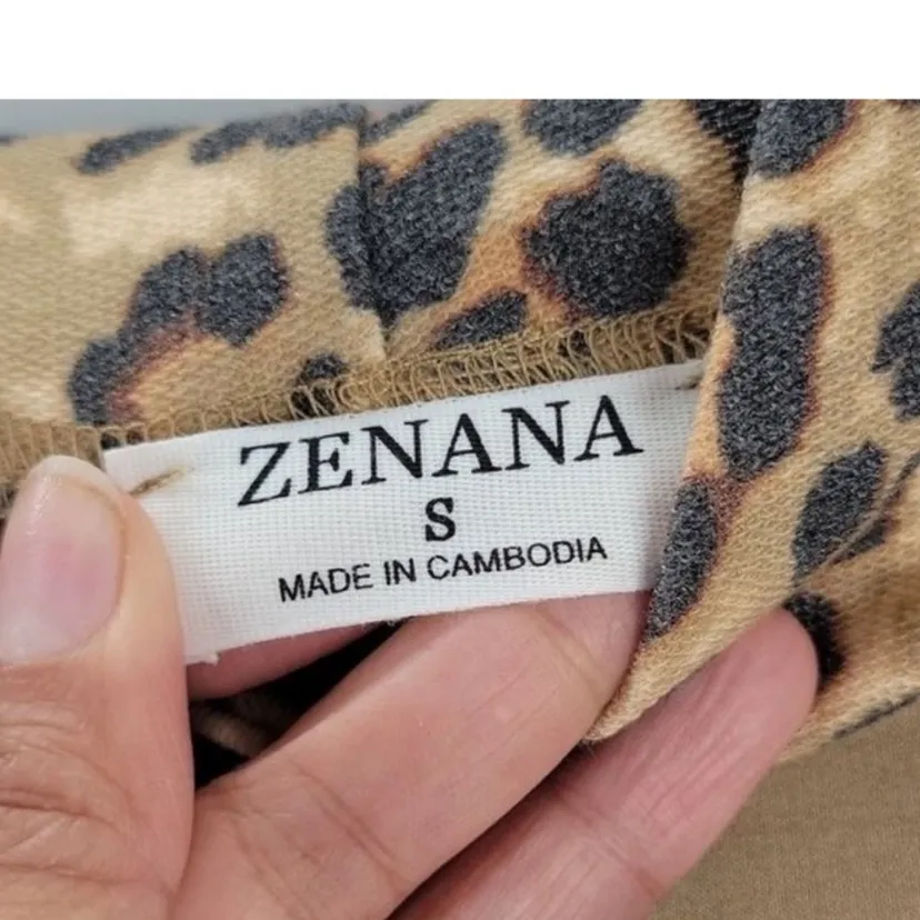 $54 NEW Zenana Drop Shoulder Balloon Sleeve Contrasting Leopard Print Hoodie S - Image 7