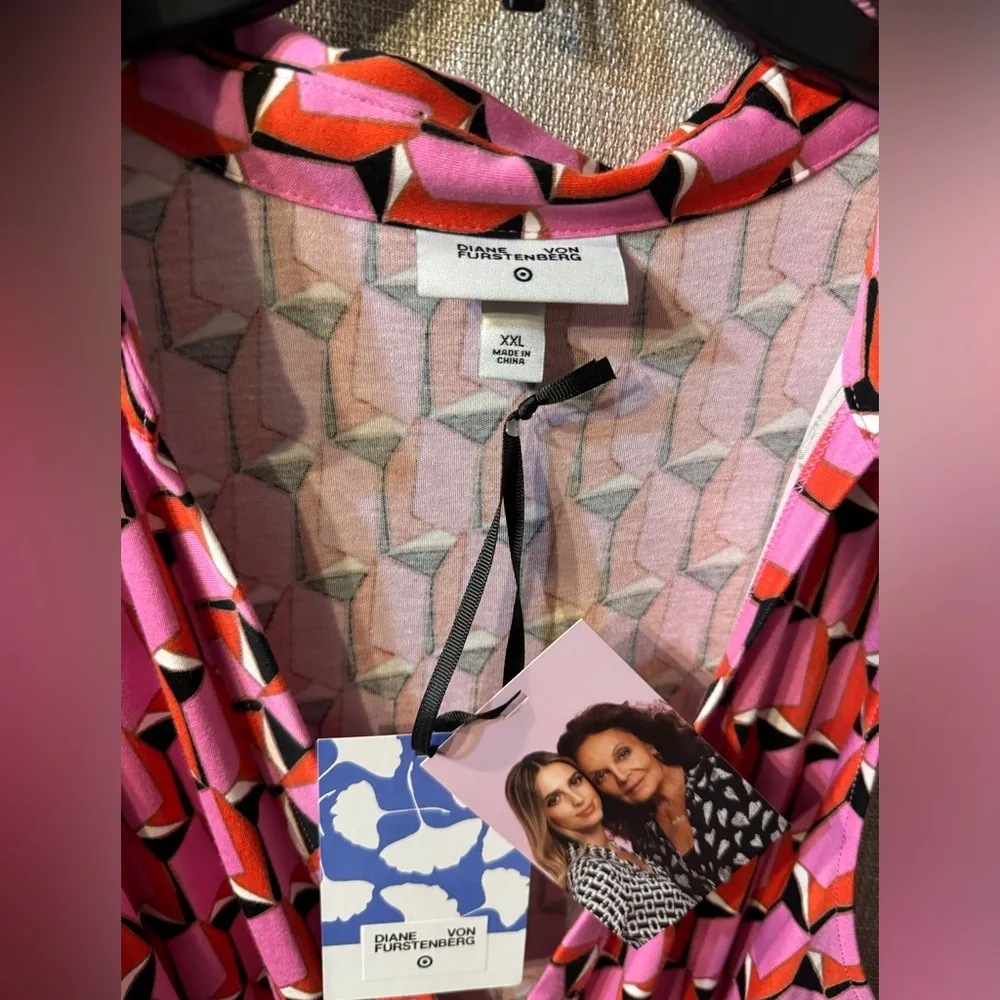 New w tags!DFV for Target Women's Collared Sleeveless Pink Geo Jumpsuit size XXL - Image 5